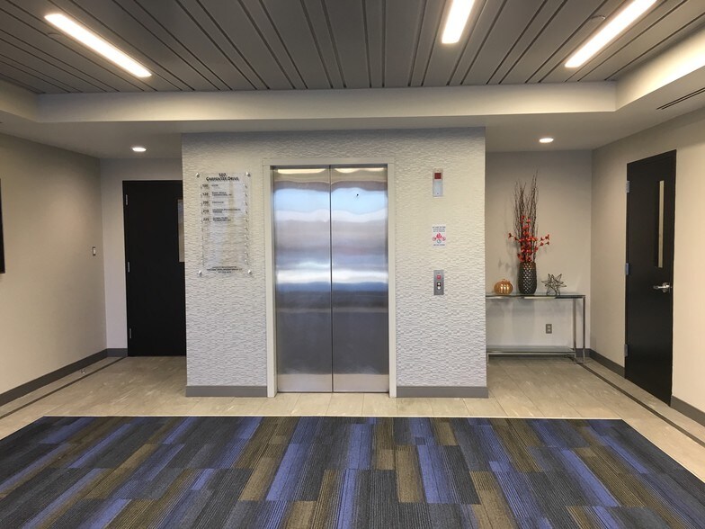 More Photos Of 107 Carpenter Dr, Sterling Office For Lease