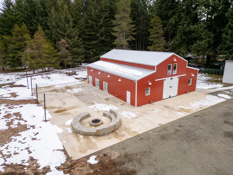 More Photos Of 180 Silver Ridge Ranch Rd, Easton Trailer Camper Park For Sale