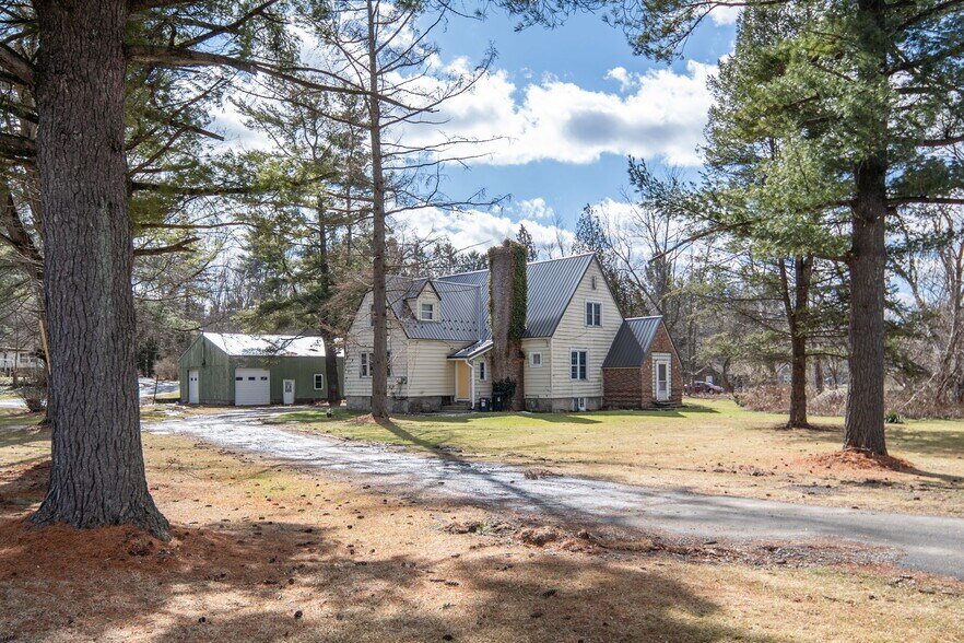 More Photos Of Graduate Drive, Ithaca Manufactured Housing Mobile Home Park For Sale