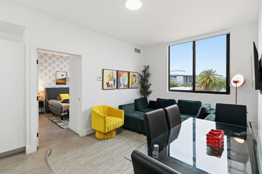 More Photos Of 1343 NW 1st St, Miami Hospitality For Sale