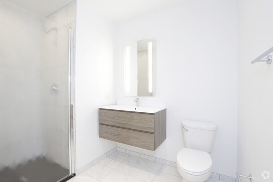 More Photos Of 1519 N Fremont St, Chicago Apartments For Lease