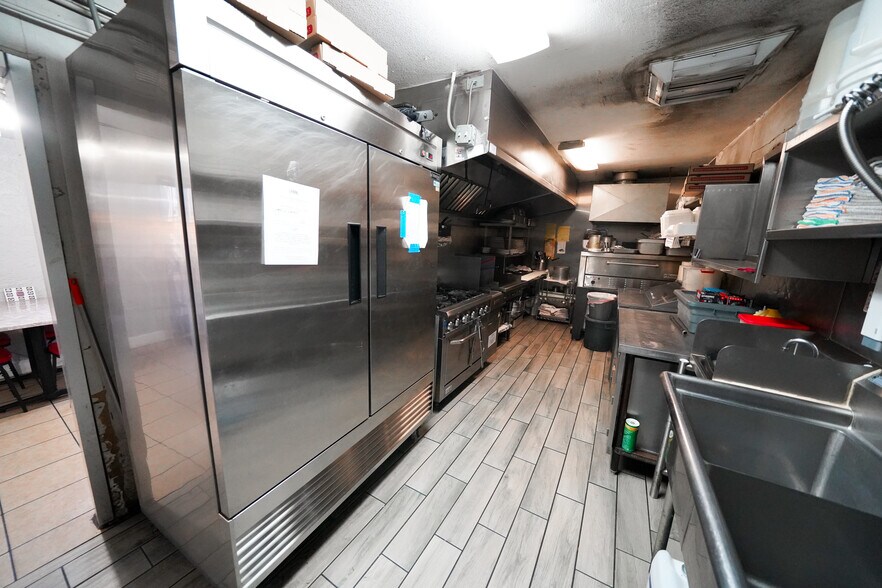More Photos Of 301 W Main St, Avondale Restaurant For Sale