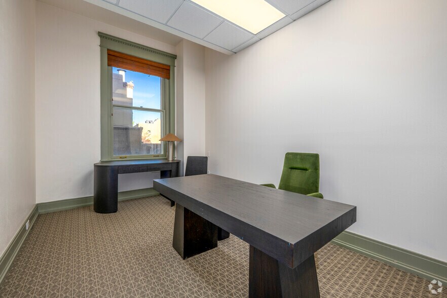 More Photos Of 141 E Palace Ave, Santa Fe Coworking Space