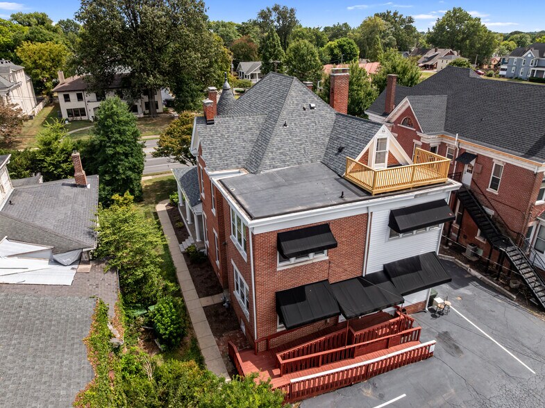 More Photos Of 1542 Frederica St, Owensboro Office Residential For Sale