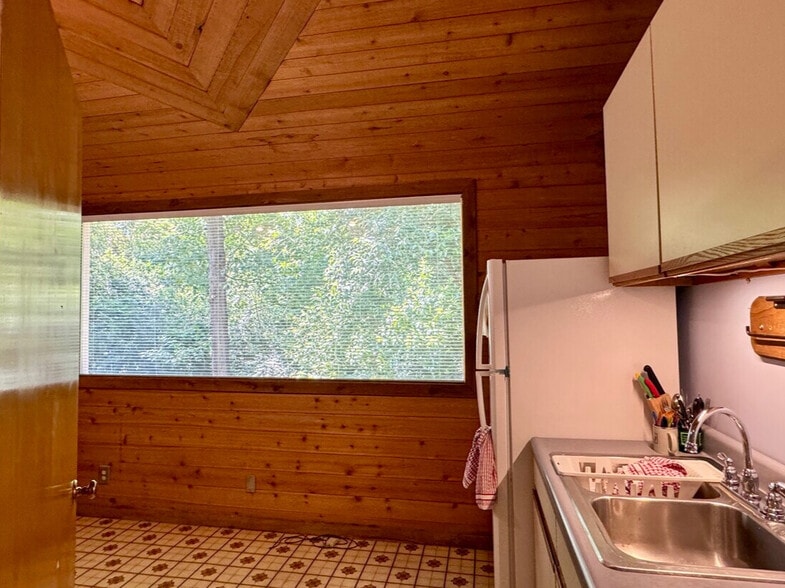 More Photos Of 2162 Ingleside Ave, Macon-Bibb Office Residential For Sale