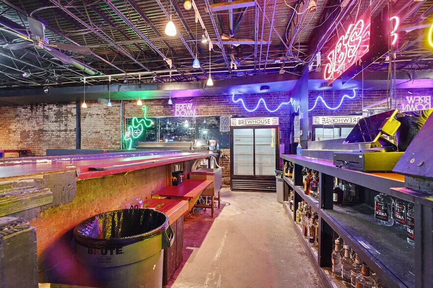 More Photos Of 244 N Water St, Kent Bar For Sale