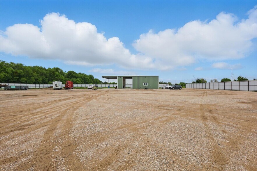 More Photos Of 1301 Vetch RD, Ferris Land For Sale