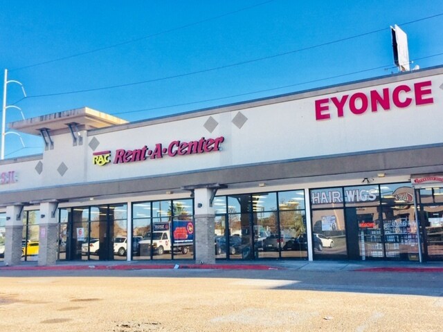 More Photos Of 4800-4900 Chef Menteur Hwy, New Orleans General Retail For Sale