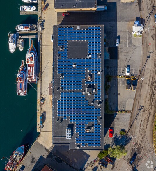 More Photos Of 11-15 Parker St, Gloucester Light Manufacturing For Lease