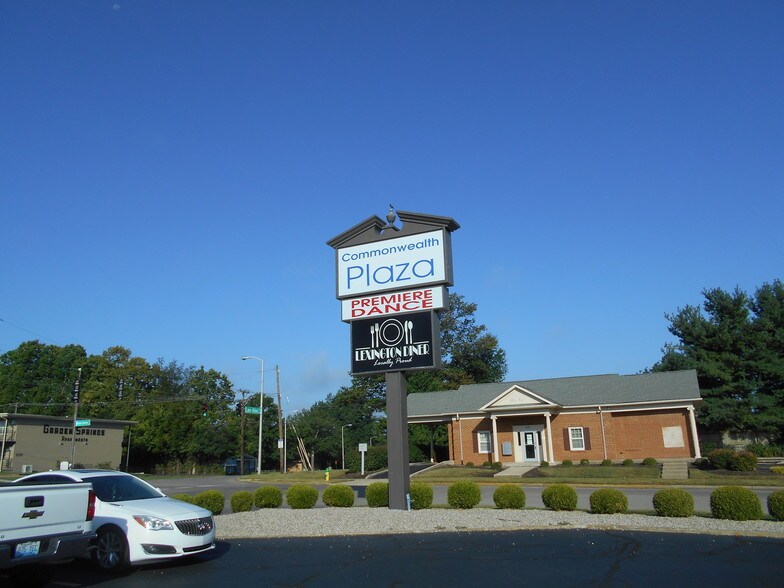 More Photos Of 837-857 Lane Allen Rd, Lexington Freestanding For Lease