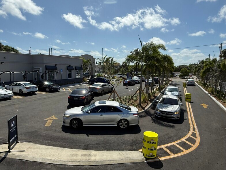 More Photos Of 921 Palm Beach Lakes Blvd, West Palm Beach Carwash For Sale