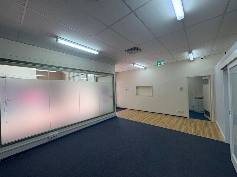 More Photos Of 158 Auburn St, Goulburn Office For Lease