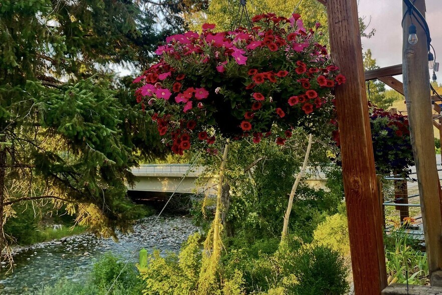 More Photos Of 201 N Methow Valley Hwy, Twisp Restaurant For Sale