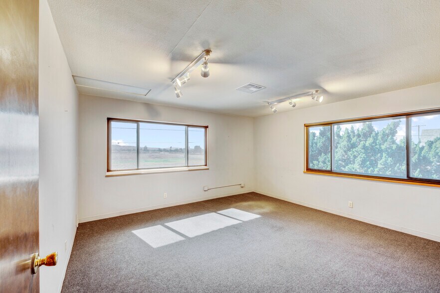 More Photos Of 1025 W Arrow Hwy, Glendora Medical For Sale