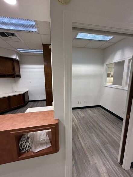 More Photos Of 1481 Live Oak Blvd, Yuba City Medical For Lease