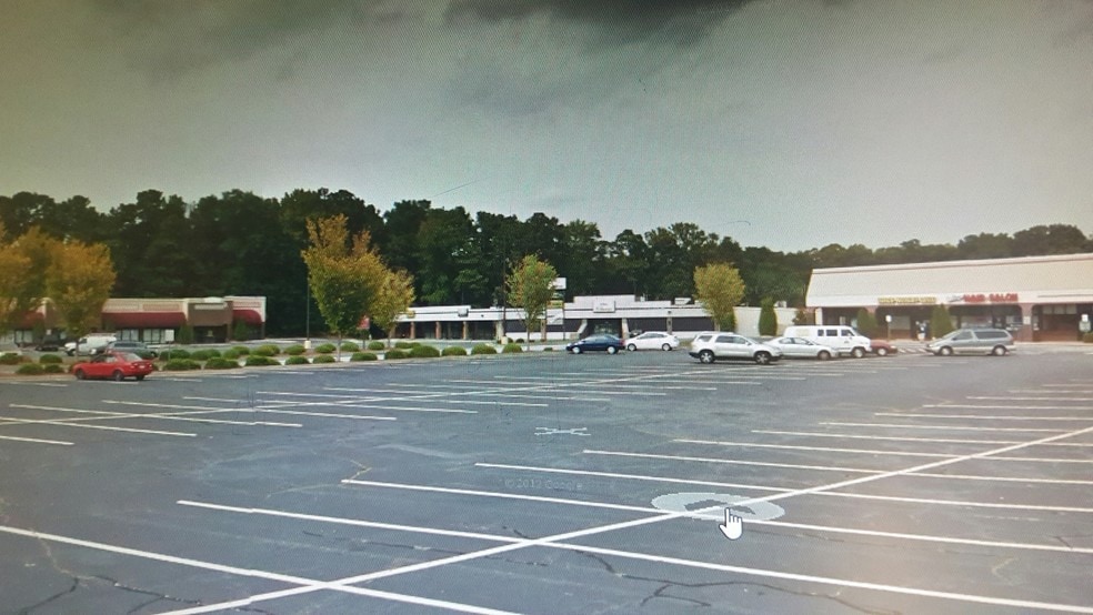 More Photos Of 2410 Wisteria Dr, Snellville Health Club For Lease