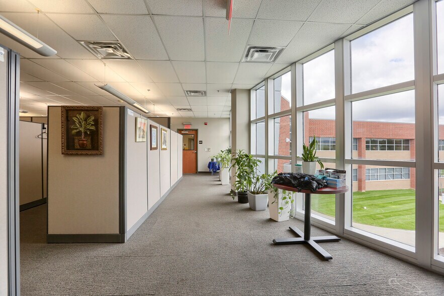 More Photos Of 8040 Carlson Rd, Harrisburg Office For Lease