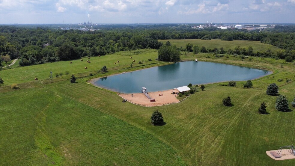 More Photos Of 23550 S Vetter Rd, Elwood Land For Sale