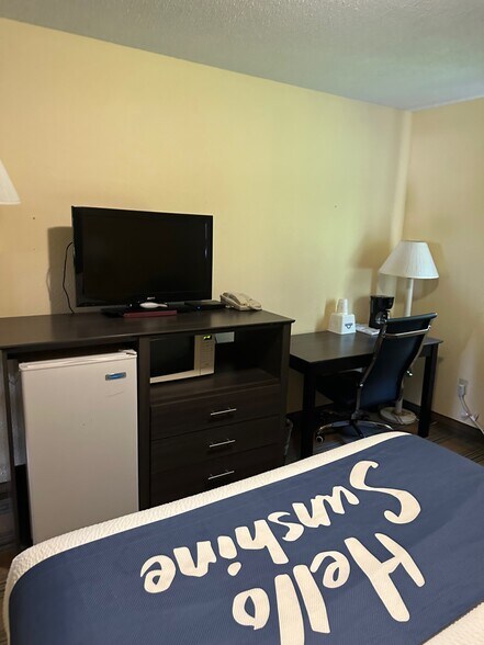 More Photos Of 64968 Boston Rd, Atlantic Hotel For Sale