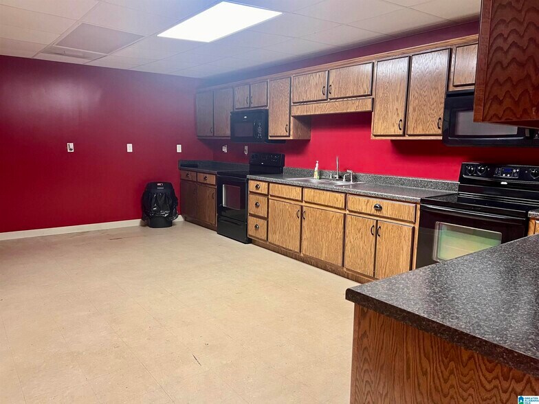 More Photos Of 45713 US Highway 231, Oneonta Religious Facility For Sale