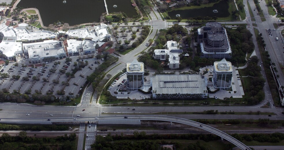 More Photos Of 3835 PGA Blvd, Palm Beach Gardens Office For Lease