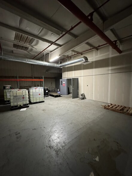 More Photos Of 3105 E Reno Ave, Oklahoma City Warehouse For Lease