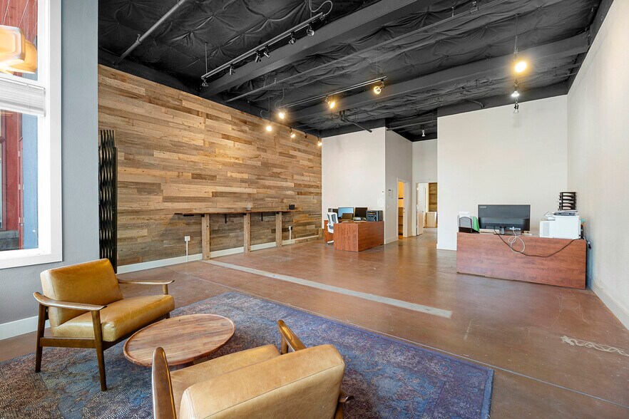 More Photos Of 325 NE Graham St, Portland Storefront Retail Residential For Sale