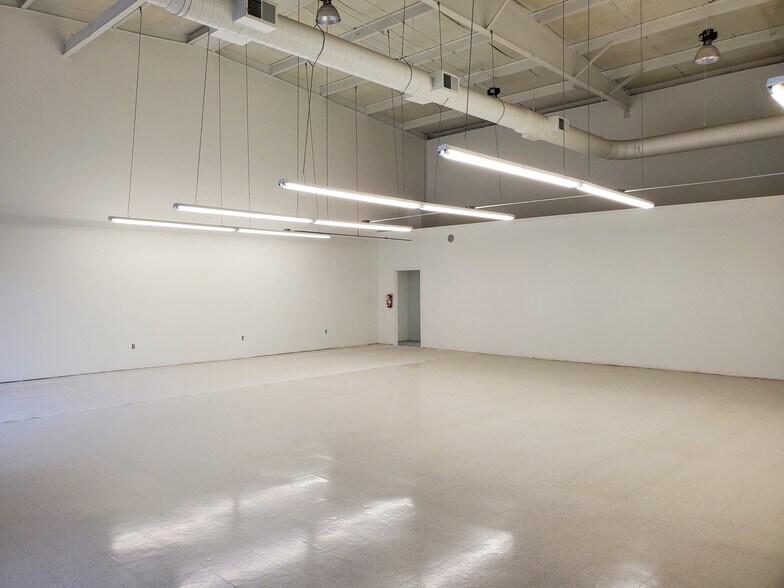More Photos Of 507-509 National Hwy, Lavale Storefront For Lease