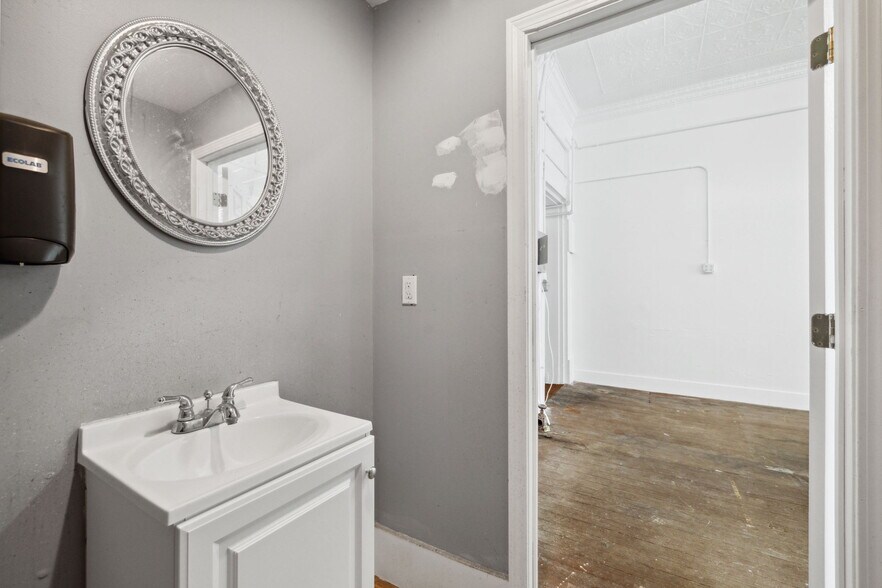 More Photos Of 131-135 Main St, Pembroke Apartments For Sale