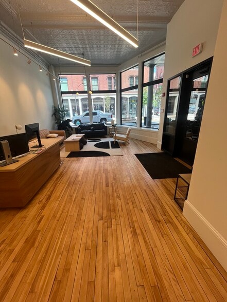 More Photos Of 197 Lisbon St, Lewiston Apartments For Lease