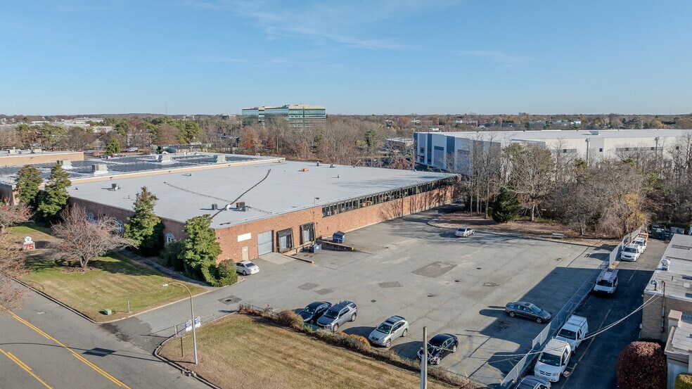 More Photos Of 75 Austin Blvd, Commack Warehouse For Lease