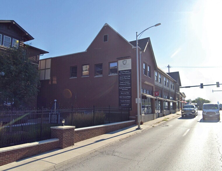 More Photos Of 4900-4910 Dodge St, Omaha Office For Sale