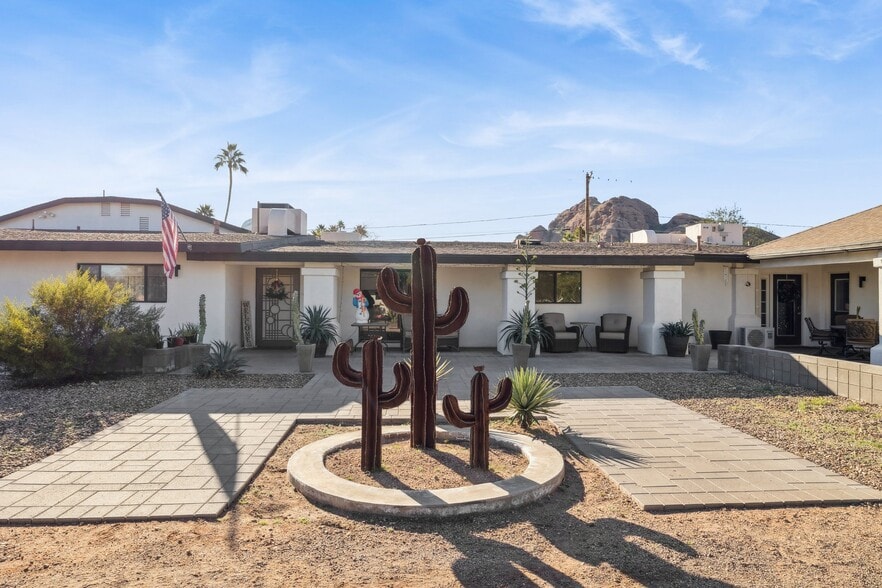 More Photos Of 5926 E Wilshire Dr, Scottsdale Assisted Living For Sale