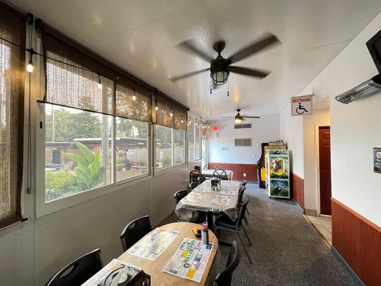 More Photos Of 736 E Hathaway Ave, Bronson Restaurant For Sale