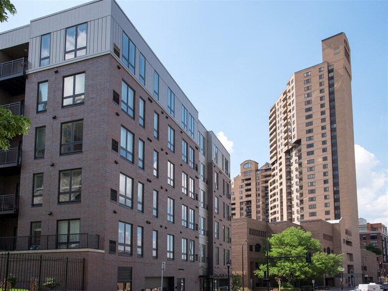 More Photos Of 10 2nd St SE, Minneapolis Apartments For Lease