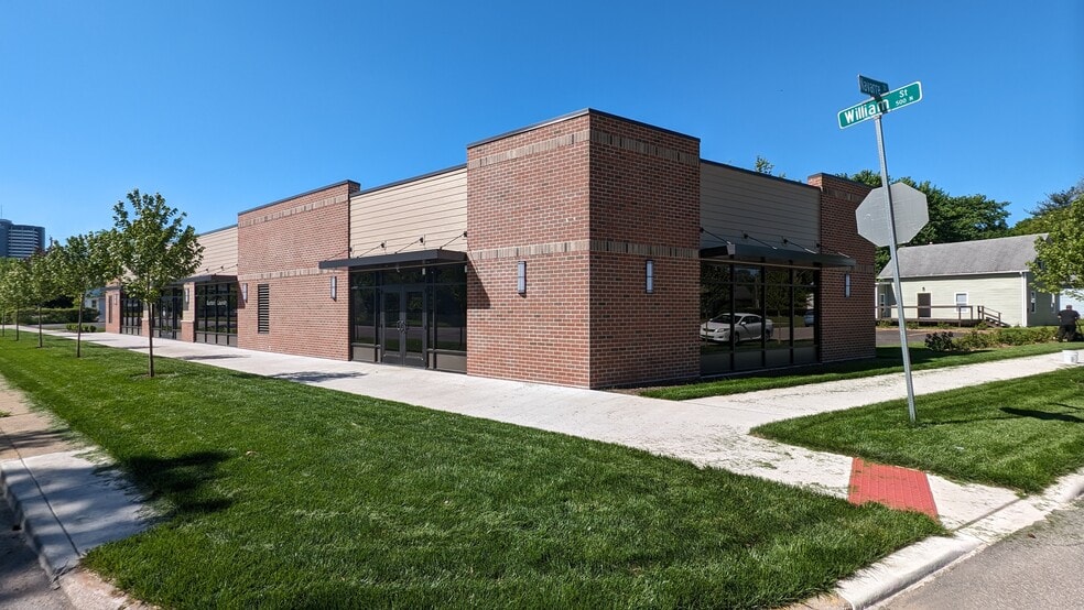 More Photos Of 521 N Williams St, South Bend Storefront Retail Residential For Lease