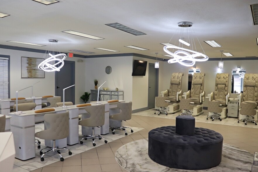 More Photos Of 1440 E Shelby Dr, Memphis Medical For Lease
