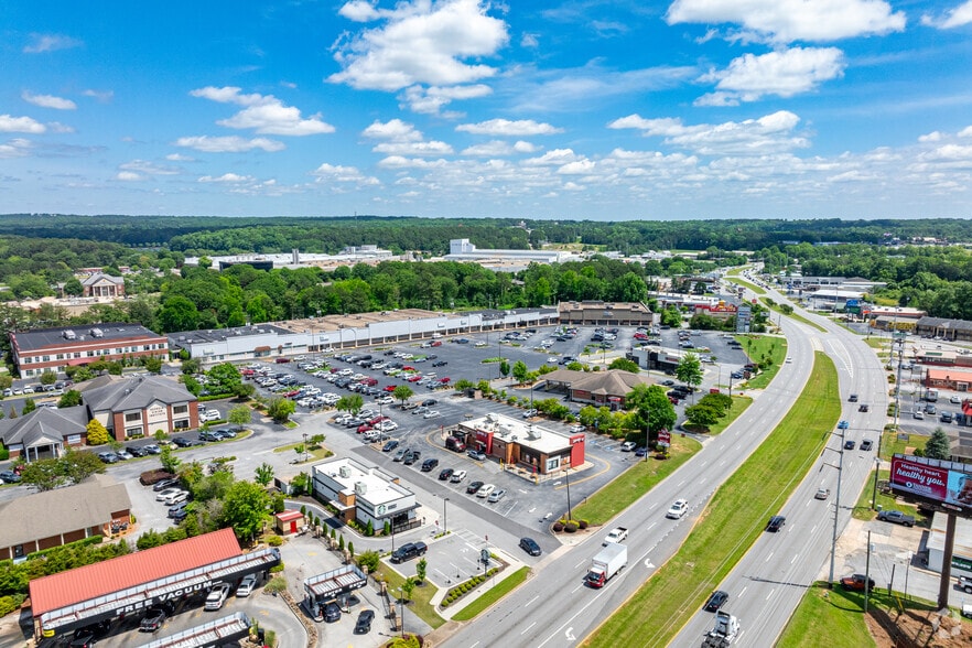 More Photos Of 812 S Park St, Carrollton Unknown For Lease