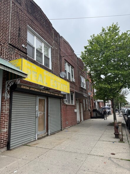 Primary Photo Of 139 Neptune Ave, Brooklyn General Retail For Lease