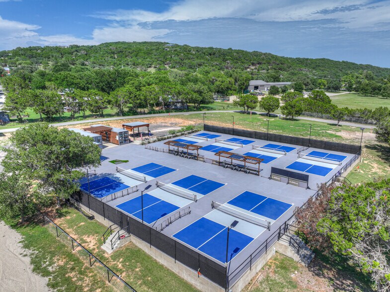 More Photos Of 14147 FM 306, Canyon Lake Trailer Camper Park For Sale