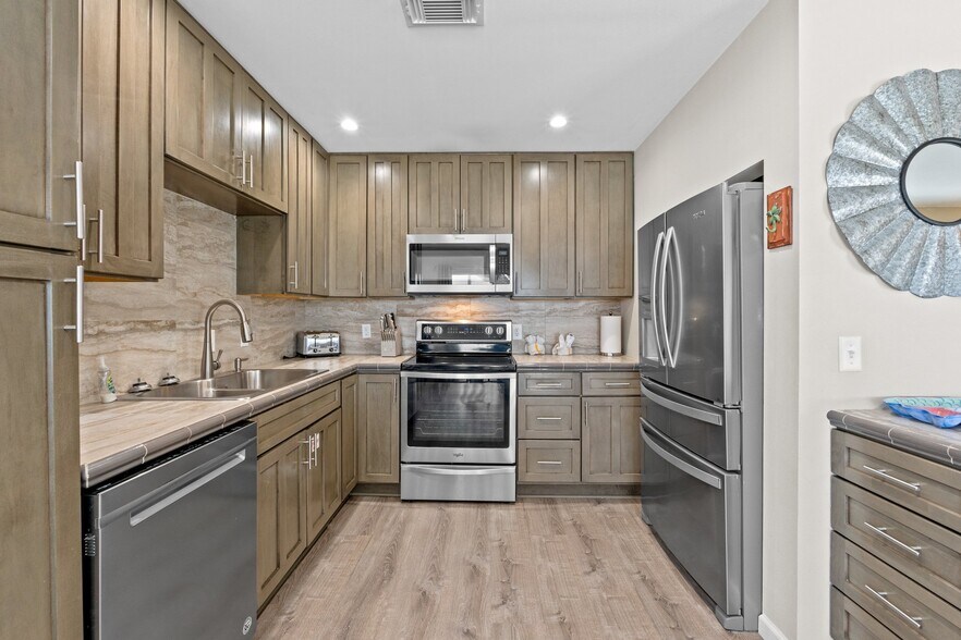 More Photos Of 8041 W Highway 98, Port Saint Joe Specialty For Sale