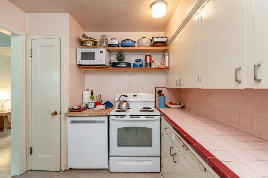 More Photos Of 1204-1238 NE 22nd Ave, Portland Apartments For Sale