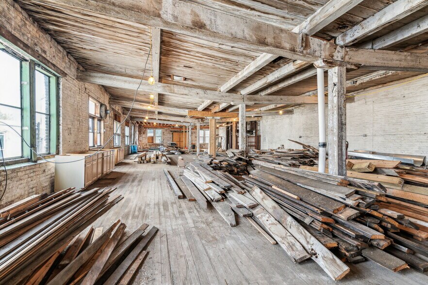 More Photos Of 2822-2824 Jasper St, Philadelphia Warehouse For Sale