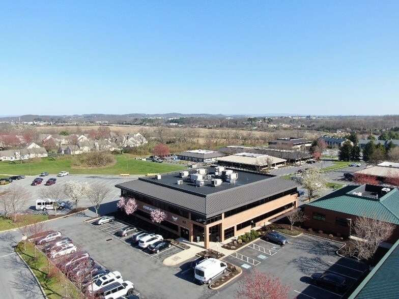 More Photos Of 925 Berkshire Blvd, Wyomissing Office For Lease