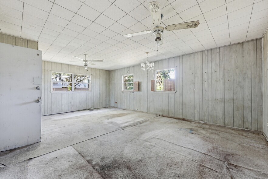 More Photos Of 9 Masters Dr, Saint Augustine Flex For Sale