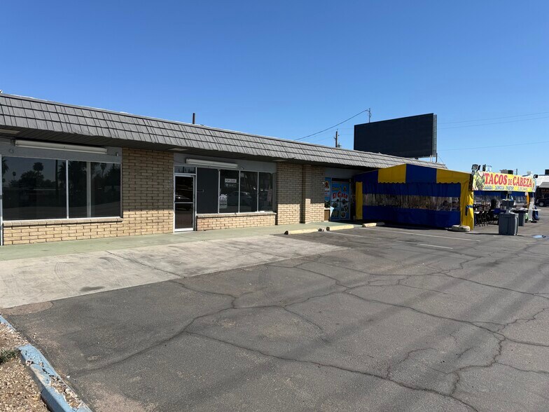 More Photos Of 5138 W Camelback Rd, Glendale Freestanding For Lease