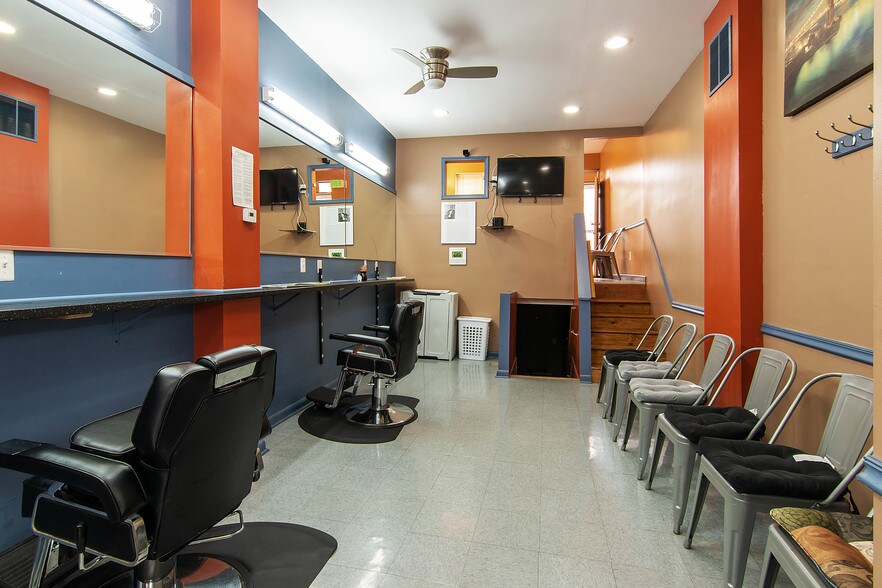 More Photos Of 2712 Pennsylvania Ave, Baltimore Storefront Retail Residential For Lease