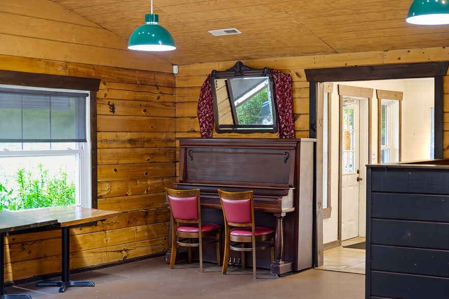 More Photos Of 2175 Hankey Mountain Hwy, Churchville Restaurant For Sale