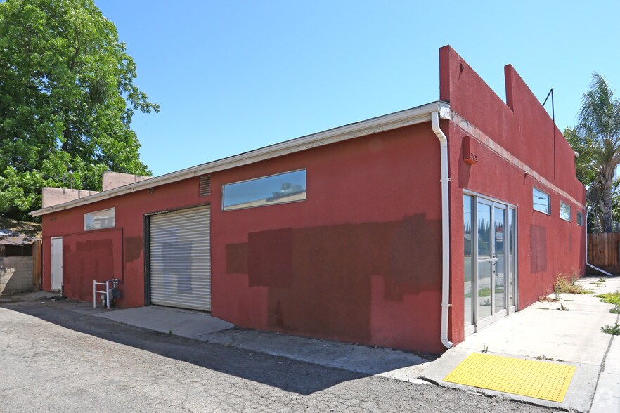 More Photos Of 427 W Visalia Rd, Exeter Freestanding For Sale