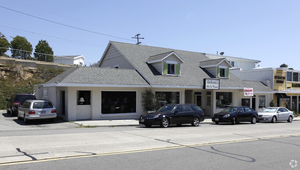 More Photos Of 314-322 N Old Newport Blvd, Newport Beach Storefront Retail Office For Sale